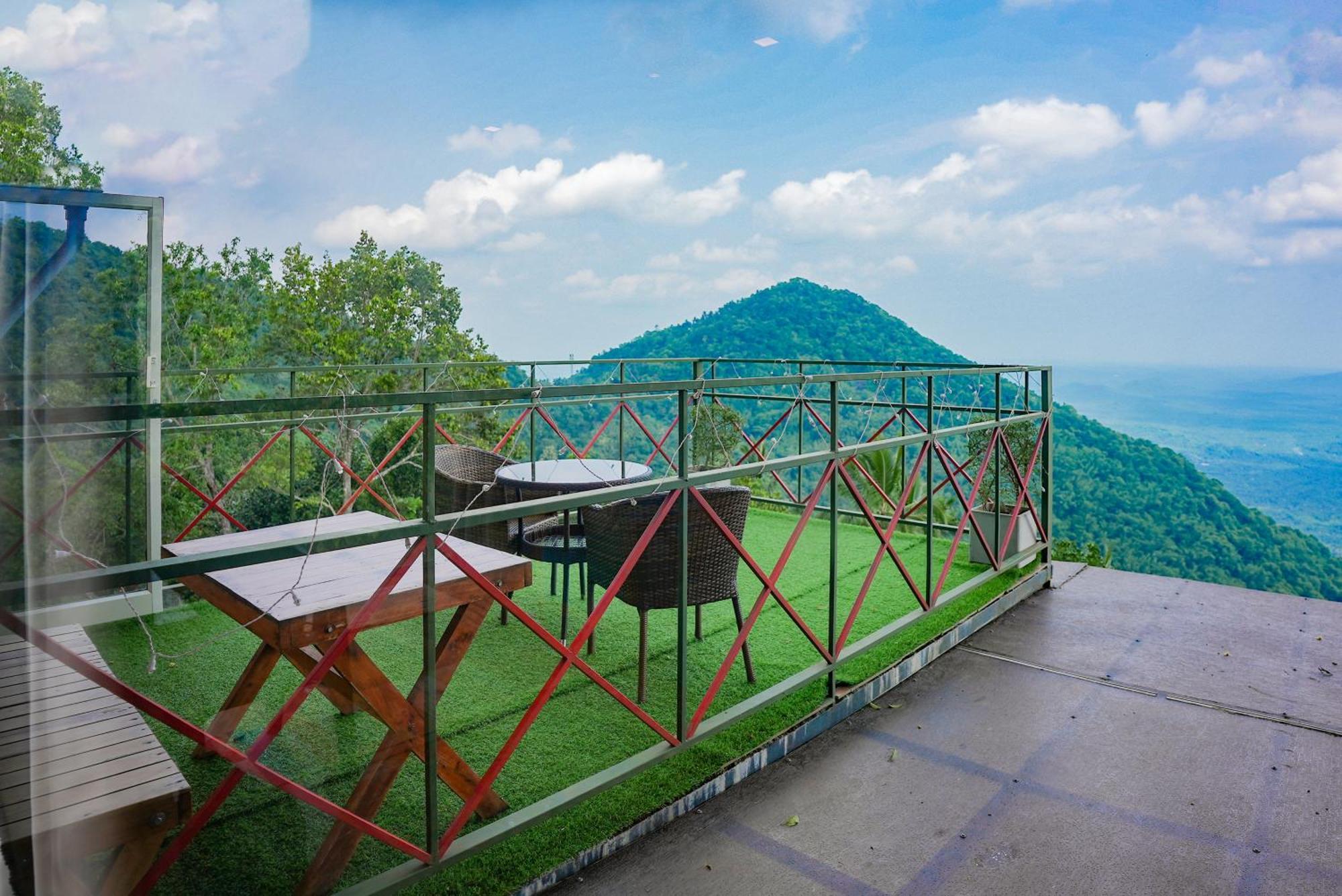 Mount Stratus Resort Vayalada Balussery Eksteriør bilde